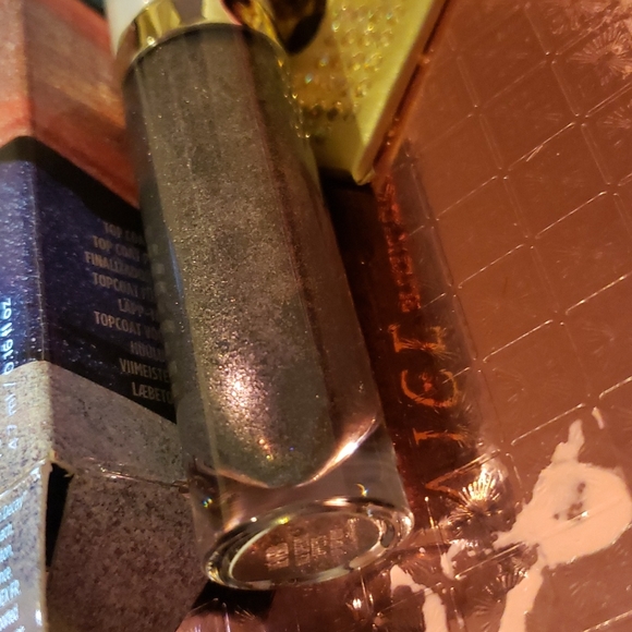 🌟🧚♀️REVERB Urban Decay RARE/ DISCONT. Vice Lip Topcoat NWT - Picture 5 of 5